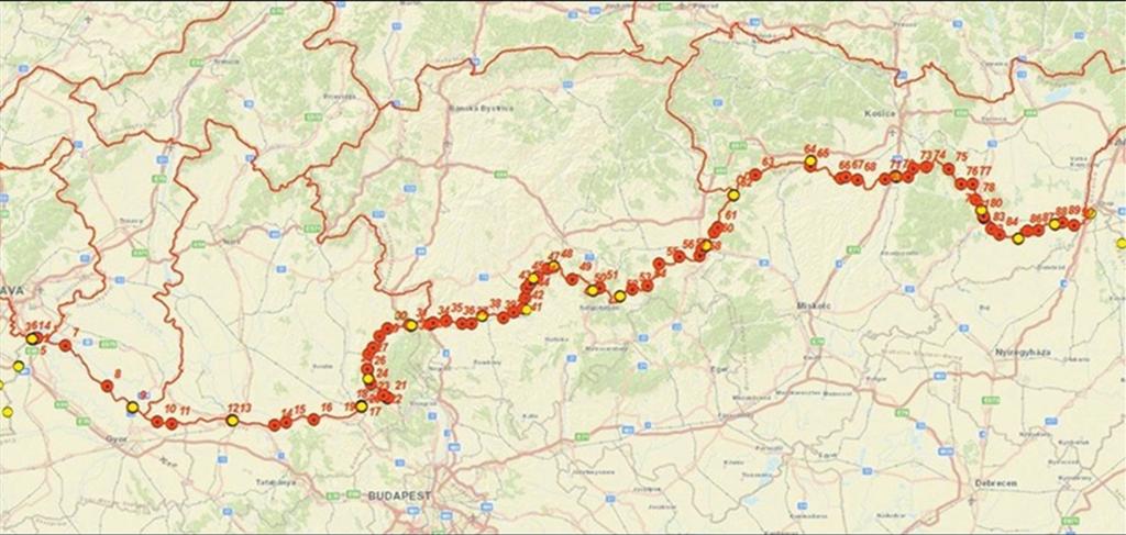 Magyar szlovák államközi közútfejlesztési megállapodás 2011 novemberében a magyar és a szlovák kormány államközi egyezményt kötött a közös államhatáron átvezető közutak forgalmi jellegéről, a 90 db