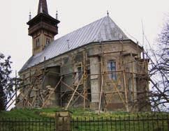 PALÁGYKOMORÓC (ПАЛАДЬ КОМАРІВЦІ), REFORMÁTUS TEMPLOM 2. A templom délkeletrôl kutatás közben 3.