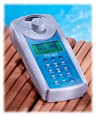 UVM-PM600: PM600 mobil fotométer 13 vízparaméter méréséhez. Vízálló burkolattal, 1000 mérési eredmény tárolási lehetôsége. PC kompatibilitás. Grafikus kijelzô.