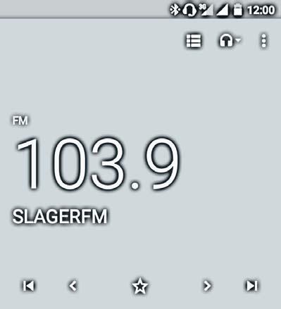 Nyissa meg a programok között az FM rádiót. 2. A >/< gombokkal manuálisan léptethet 0,1 MHz-enként 3. A >I/I< gombokkal automatikusan a következő / előző elérhető adásra hangolhat. 4.