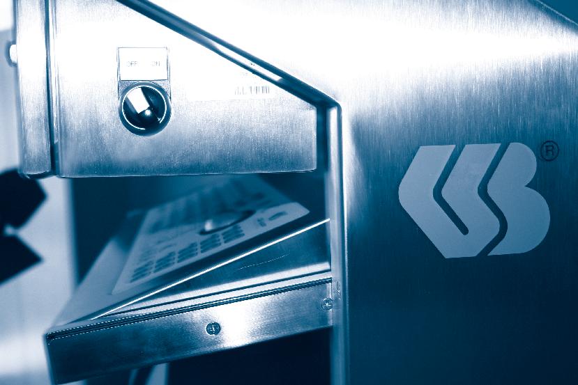 A vállalat üzemi adottságai és felhasználási követelményeinek függvényében a CSB rack az alábbi változatokban érhető el: CSB álló rack CSB függő rack CSB fali rack CSB asztali