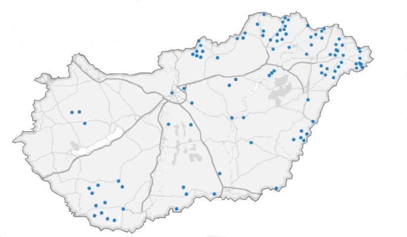 Biztos Kezdet Gyerekház Olyan felzárkózást segítő preventív célú gyermekjóléti szolgáltatás, melynek célja a szociokulturális hátrányokkal küzdő elsősorban rendszeres gyermekvédelmi kedvezményben