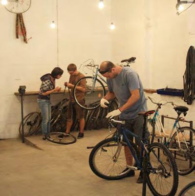 The Degrowth center would occupy an existing yet unused building or part of a building. The small-scale low-budget transformation would use recyclable materials.