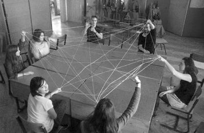 The topics for each workshop was based on specific architectural questions related to the patio of the school.