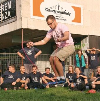 HALLGATÓI NAGYRENDEZVÉNYEK Kolimpia Az eseményen a 6+1 (UNI) kollégium lakói mérik össze erejüket játékos és kreatív versenyszámokban, mindezt 25 órán keresztül.
