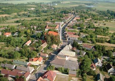 IGAL Területe: 36 km² Lakosság száma: 1 270 fő (Népszámlálás 201) Közúti megközelíthetőség: A települést érintő vagy átszelő főközlekedési utak: a legközelebbi főút a 67. sz. út.
