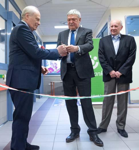 6 OTP Bank Fenntarthatósági jelentés 2016 Elnöki köszöntő A pénzügyi eredményesség mellett egyre nagyobb jelentőséggel bír a vállalatok felelősségvállalási kultúrája. Kedves Olvasó!