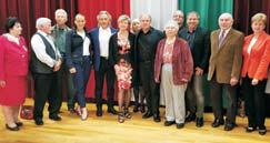 A rendezvényen minden korosztály képviselve volt: a legfiatalabb az 5 esztendõs Drótos Kondortól a 103 (!) esztendõs Gerty Ágoston íróig. Méltó zárása volt a napnak Sasvári Sándor és Léna koncertje.