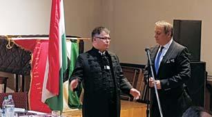 és Adamecz Tibor, aki a logisztikai feltételeket biztosította. Baráti találkozók Ezerkilencszázötvenhat, te csillag!
