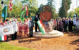 Megemlékezés a Megmaradásunkért szobornál Balatoni Szezonnyitó Balatonlellén Idegenforgalmi konferencia Több mint