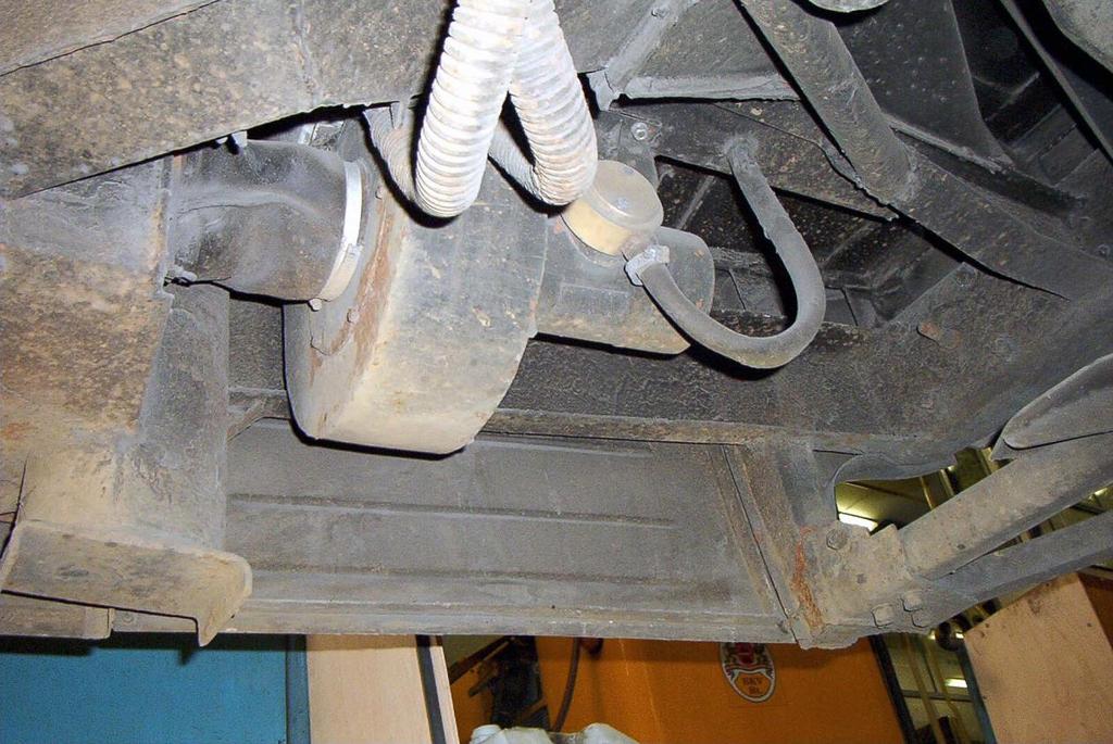 Helyzetei: 0: kikapcsolt állás Sz: szellőzés (csak a 24 V-os ventillátormotor működik) ½: félfűtés + ventillátor 1/1: teljes fűtés + ventilátor.