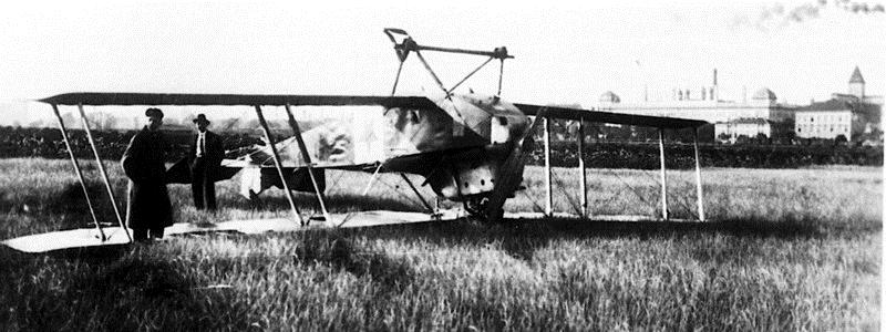 A románok által a Magyar Repülőgépgyár Rt-ből elszállított kincstári érték: db típus ár/db ár/összesen 4 vízi repülőgép 300.000 1,200.000 3 D.VII/egy 190.000 570.000 3 L.V.G 190.000 570.000 1 Llyod-Berg 190.