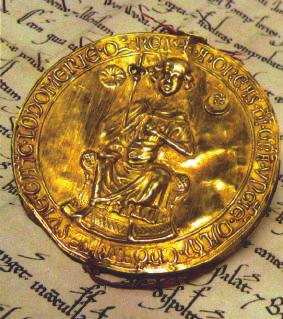 III. A Szent Korona és a Szent Korona-tan A magyar Szent Koronát, a korabeli bizánci császári koronák mintájára valószínűleg III. Béla magyar király (1172) állíttatta össze, részben talán Szt.