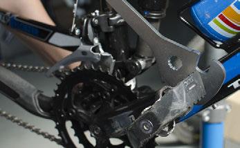 6/2BI Monoblokk-szerszám markolattal, Campagnolo, nemesített z eszköz egy kulcsból, csavarból      D D2 C C2 B 620206 335 0,8 3,9 89 5 37,4 4,0 677 4B 67.