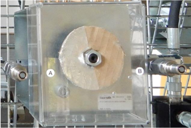 148. ábra: Hidromotor Az elektromos vezérléshez a jeladásra (érzékelők) és a jelfeldolgozásra (mikro számítógépek, PLC) van szükség. 9.4. AZ ELEKTROHIDRAULIKUS KÖRÖKBEN FELHASZNÁLT ELEMEK Az elektropneumatikus 8.