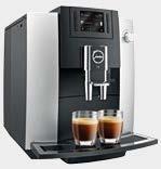 Így készíthetünk minden eddiginél jobb, barista minőségű kávét. Az E6-os a JURA egyik klasszikus készülékcsaládjának, az E-sorozatnak a külső jegyeit örökölte.