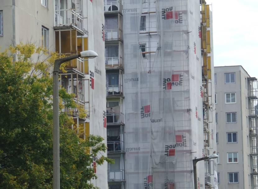 A tovbbiakba azt mutatjuk b, hogy mivl és hogya érhtjük l z vsztség radiklis csökktését. 2. Mit yrük a hőszigtléssl?