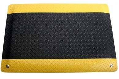 mm Szín: Fehér 30 rétegű Alkalmas Tisztatéri alkalmazásra DLB-355/356 ESD Anti-Fatigue Mat / ESD álláskönnyítő szőnyeg Rs top dissipative layer < 10 9 Ohm Rs bottom conductive layer < 10 5 Ohm