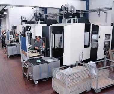 36 bevezető világpremierek technológiák ecoline systems lifecycle services DMC H vízszintes megmunkálás ZBG Zerspanungstechnik DMC H linear Nagyon dinamikus, akár 100 m/perc lineáris hajtástechnika a