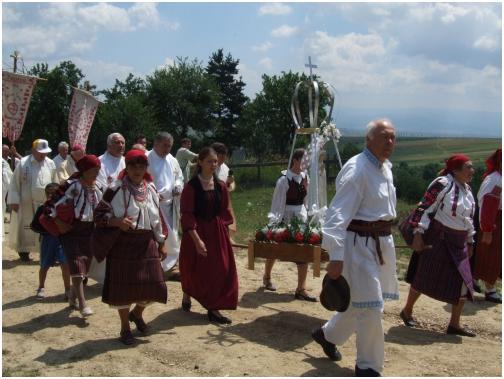 A mezőn ezen a napon munkatilalom volt, nehogy a villám csapjon