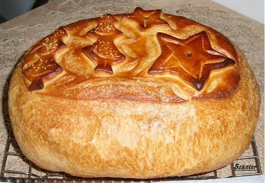 A gabonából készített ételekkel kapcsolatos hagyományok, hiedelmek: Régi idők hagyománya a disznótor, farsang és húsvét idején.