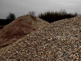 ércek többsége kvarcos telérekhez kötődik és ezekből származnak legszebb