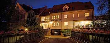: +36/96 207 088 Fax: +36/96 205 369 info@hotellajtapark.hu Babos Vendégház 9200 Mosonmagyaróvár, Kígyó u. 14. Tel.