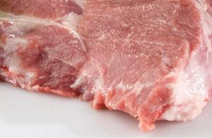 Sertés húsos csont 27% Sertésmáj 27% Friss KMS sertéshúsok