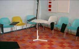 Az prevenciós iroda elérhetőségei: Cím: 4024 Debrecen, Batthyány u. 20. (az udvarban) Tel: 06/52-320-584 Irodavezető: Gesztelyi Tamás csomopont@diszinfo.