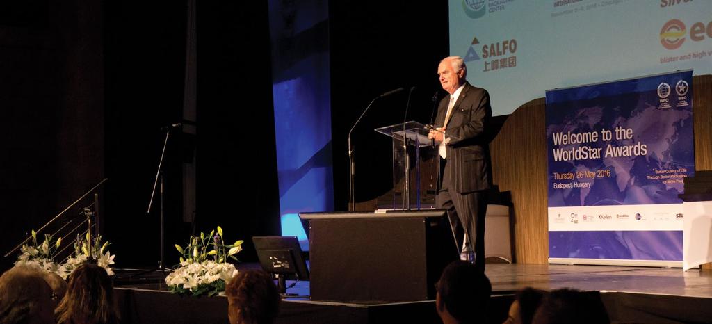 11-est kapott a magyar csomagolóipar! A képen Thomas L. Schneider, a WPO elnöke látható A Csomagolási Világszövetség (World Packaging Organisation WPO) 2015. október 8-11.