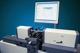 automatizált / CNC-vezérelt) Mérőerő létrehozása Elektronikus vezérlésű mérőerő létrehozás Kezelés Csúcstámasz motoros állítása joystick-kel, valamint automatikus tapintás Mérőszán és szegnyereg a