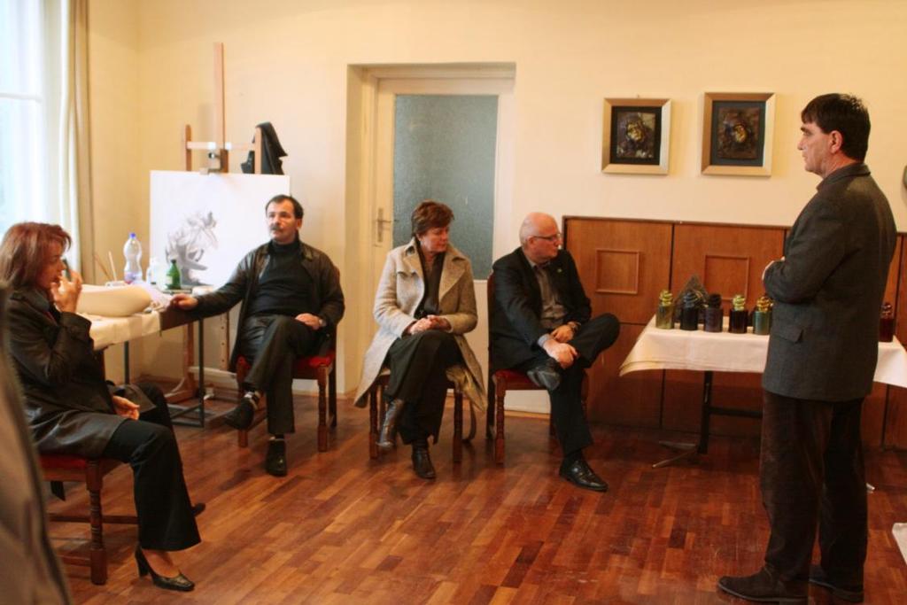 kommunikációs igazgató, Hock Tibor