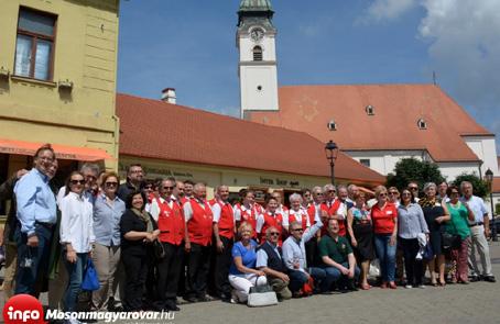 Mosonmagyaróvár Lions Club 25 éve szolgálunk. 1992.