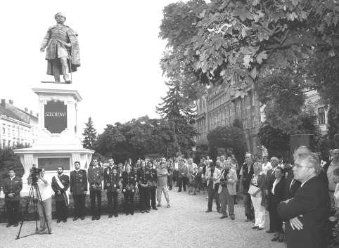 2. kép. Önkormányzati emlékünnepség és szónoka, Pokorni Zoltán, 2010. szeptember 15. Az emlékév különleges záróakkordja volt, hogy 2010.