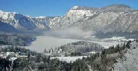 Bohinj Vogel A Vogel sícentrum 569 és 1800 méter között terül el, 1231 méteres szintkülönbségével a térség egyik legkedveltebb síterepe, hiszen magas-hegyvidéki légkörének, és a csodálatos kilátásnak
