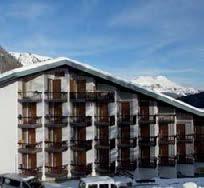 Arabba Marmolada (Malga Ciapela Sella Ronda) A déli Alpok legmagasabb hegycsúcsa, a Dolomitok Királynőjének is nevezett, 3342 méteres, fenségesen hatalmas Marmolada gleccser körzetében, magas
