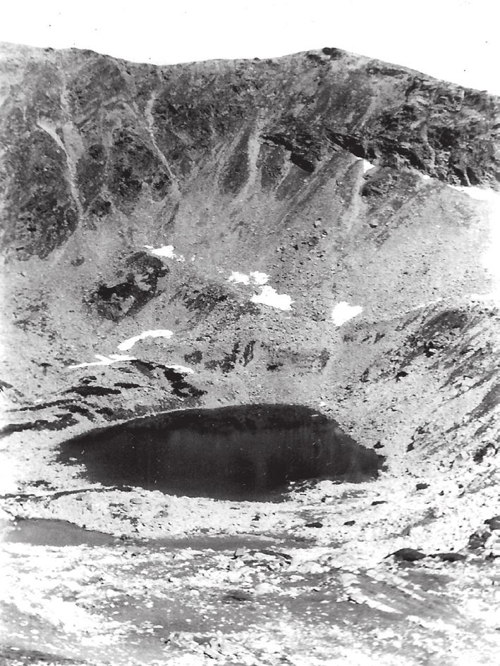 (2375 m) (Pócs T. felvétele) 8. kép.