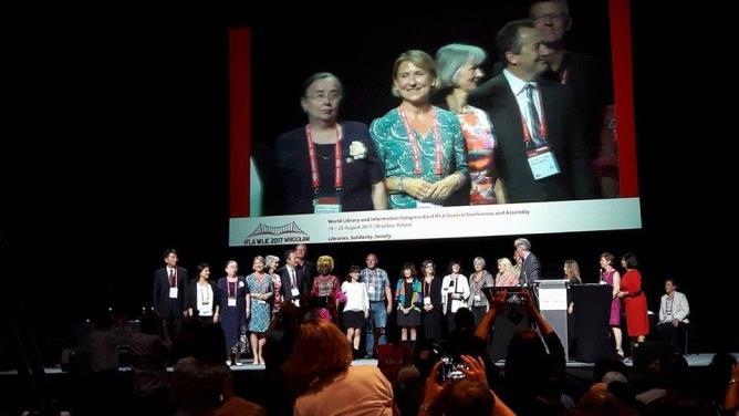 Az új Governing Board bemutatása a záróplenárison Barátné Hajdu Ágnes, Gerald Leitner, Donna Scheeder, Boka László, Fülöp Ágnes A konferencián számos nagyszabású központi rendezvény volt, ahogy azt