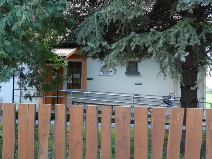 Az idősek klubjának felújítása és akadálymentesítése az elmúlt években megtörtént.