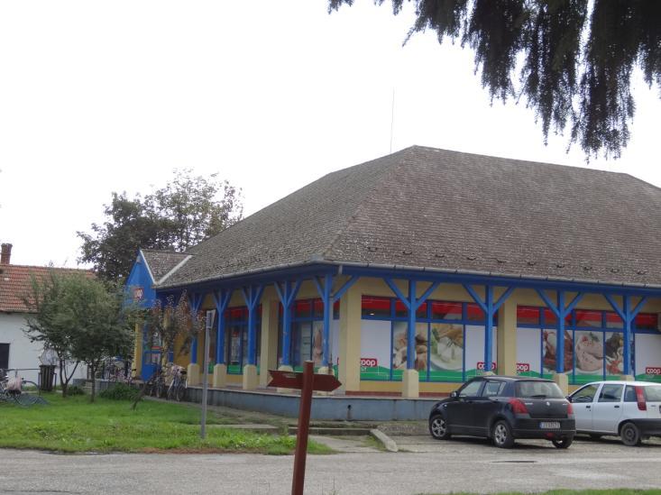 A településen az óvodai ellátás egy intézményben megoldott, az általános iskolai ellátás is megoldott.