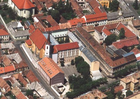 ESZTERGOM, SEGÍTŐ SZŰZ MÁRIA (1224