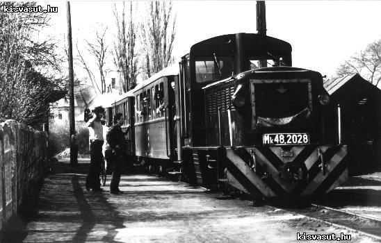 Zsuzsi Erdei Vasút 6 Mk48,2027 tehervonattal az utolsó üzemnapon, 1977. augusztus 31.