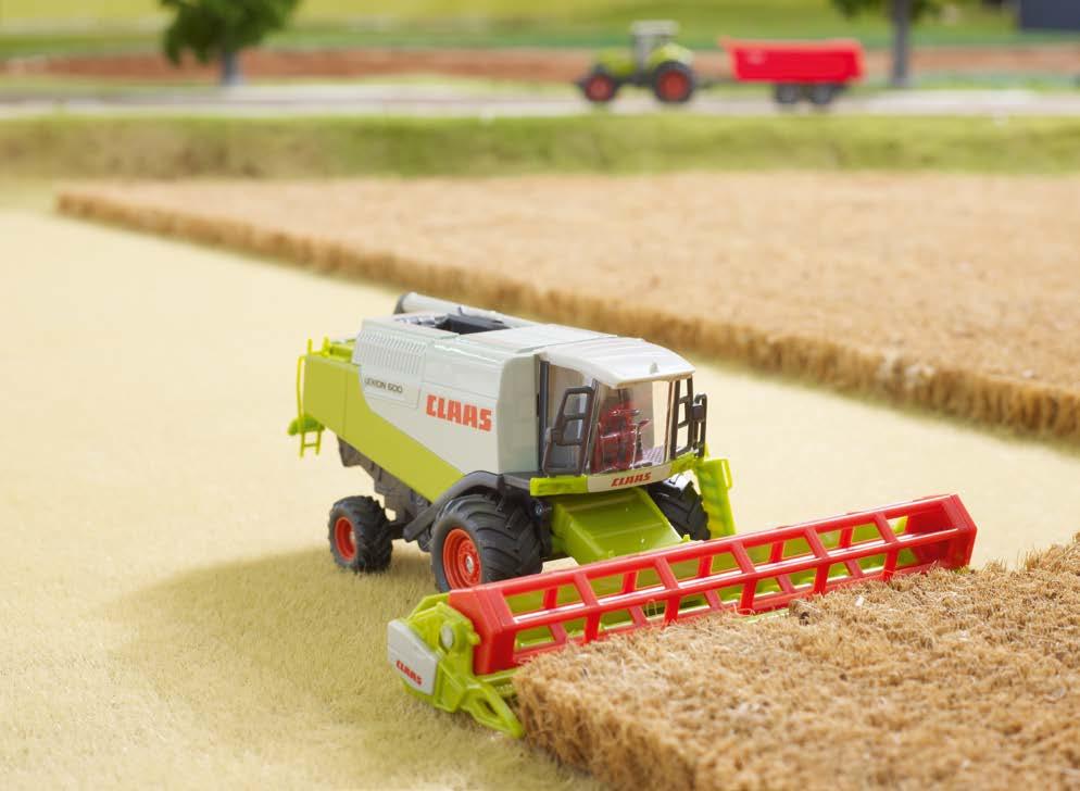 Anyaga: cink 6800 LEXION 760 Gyártó: Siku Méretarány: :87 Anyaga: cink 7070 XERION 000 SAMSON