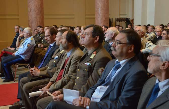 Az egyetem életének fontosabb pillanatai 107 Tudományos