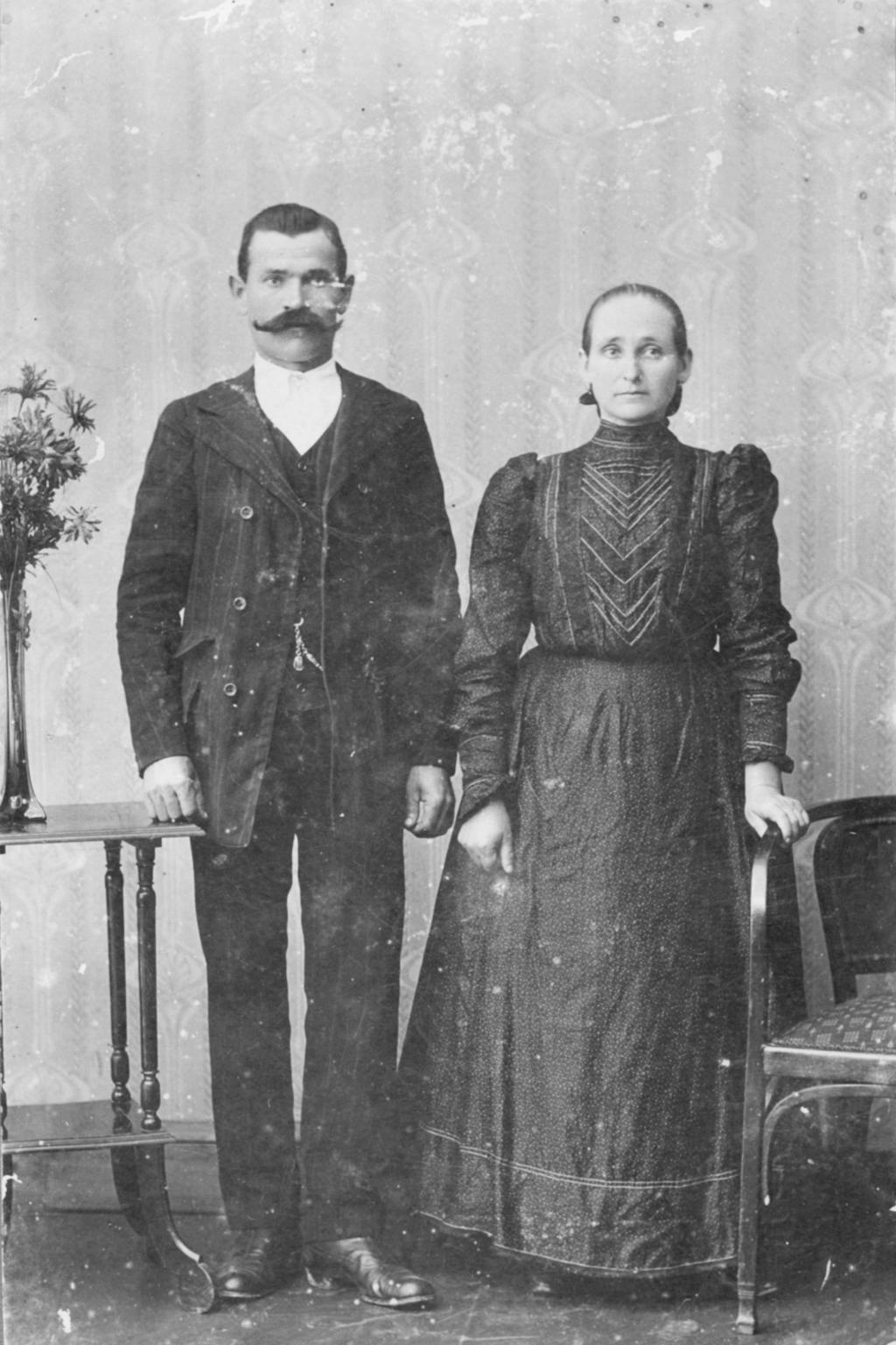B 55 1. Etelka * 1900. 12. 01. Bálint István * Fazekas Anna * 1. János * 1868, Tóba 2. Mihály * 1870, Tóba Bálint István * ~1834, Monostor 1915. 06. 25. 1. Kovács Katalin * ~1835, Csóka 1902.