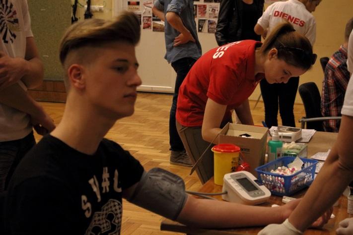 Szenvedélybetegek Rehabilitációs Intézményének és az Indulópont Támogatott Lakhatás lakóinak bemutatkozása Anonim Alkoholisták 6:00 A program zárása 205. április 25.