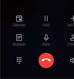 Hívások és névjegyek 6 A hívás befejezéséhez érintse meg a gombot.