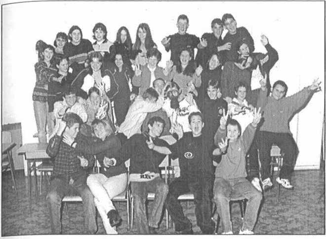 9. D osztály - hatosztályos képzés 10. A osztály- négyosztályos képzés osztályfőnök: Bagyinszki Boglárka osztályfőnök: Rozgonyi István létszám: 31 fiú: 12 lány: 19 1. Bakos Gergely 2. Balga Anita 3.
