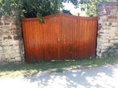 kapcsolatot az utca és