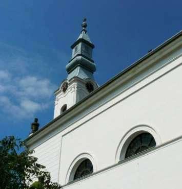 A község katolikus templomát 1795-ben emelték, Rédei András kezdeményezésére.